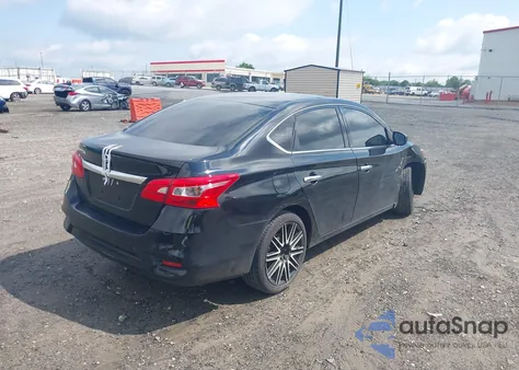 2018 Nissan Sentra S z USA, uszkodzony, nr VIN 3N1AB7AP2JY325164